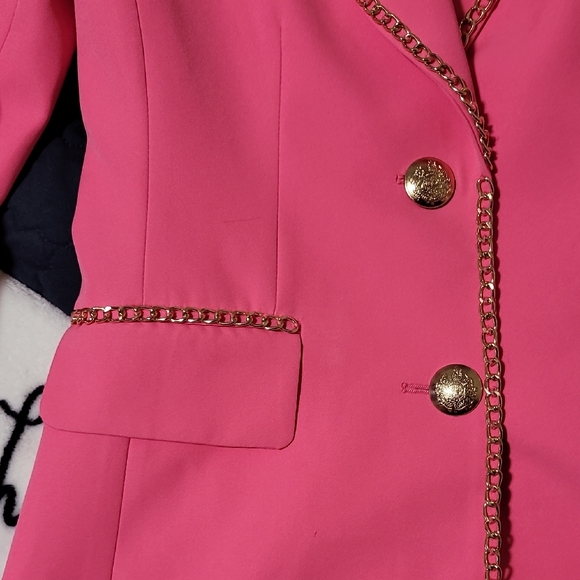 Alexia Admor Pink Blazer with Gold Buttons - Picture 3 of 6